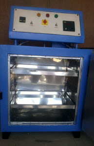 HOT AIR OVEN